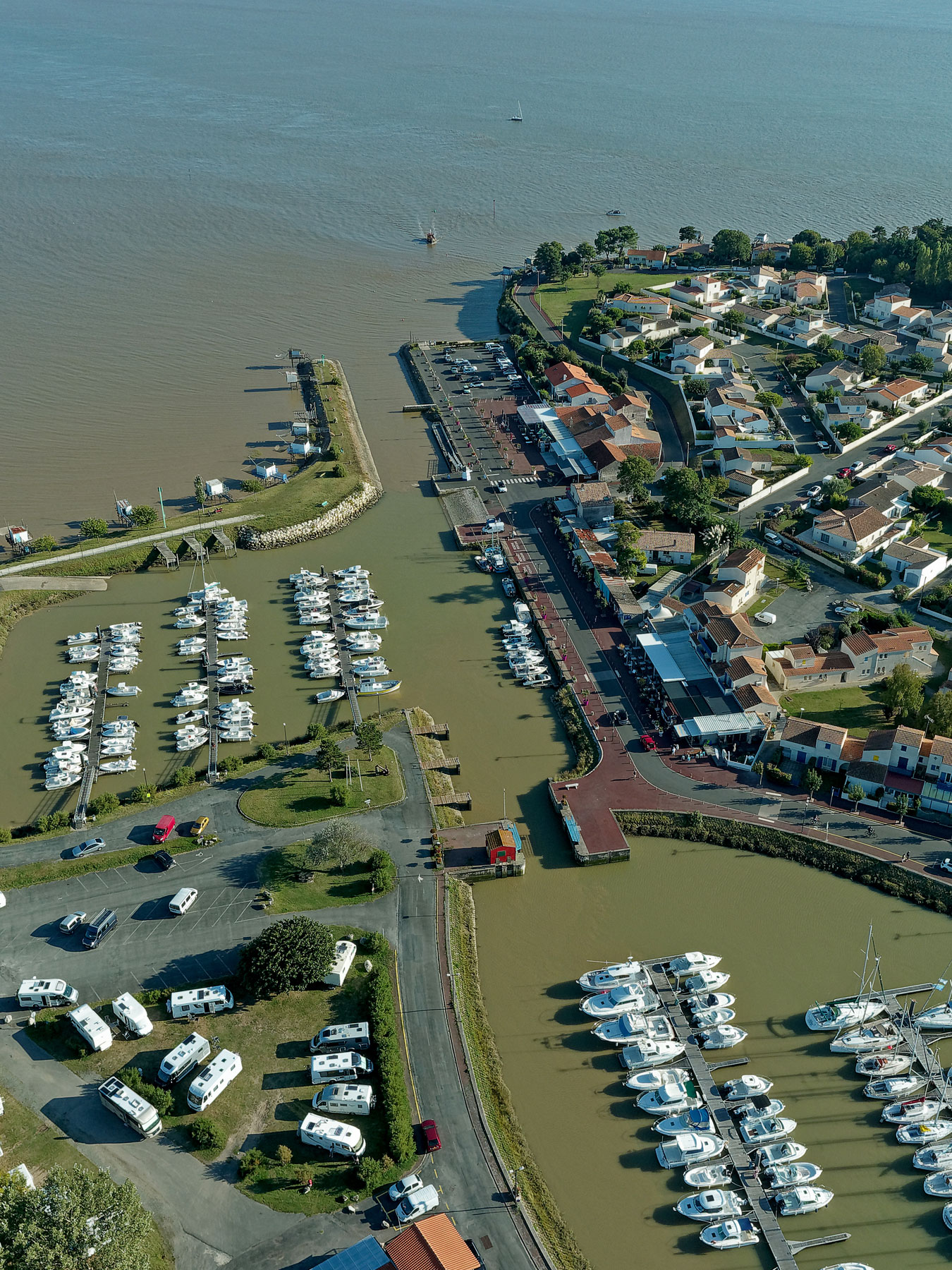 Port de Meschers sur Gironde